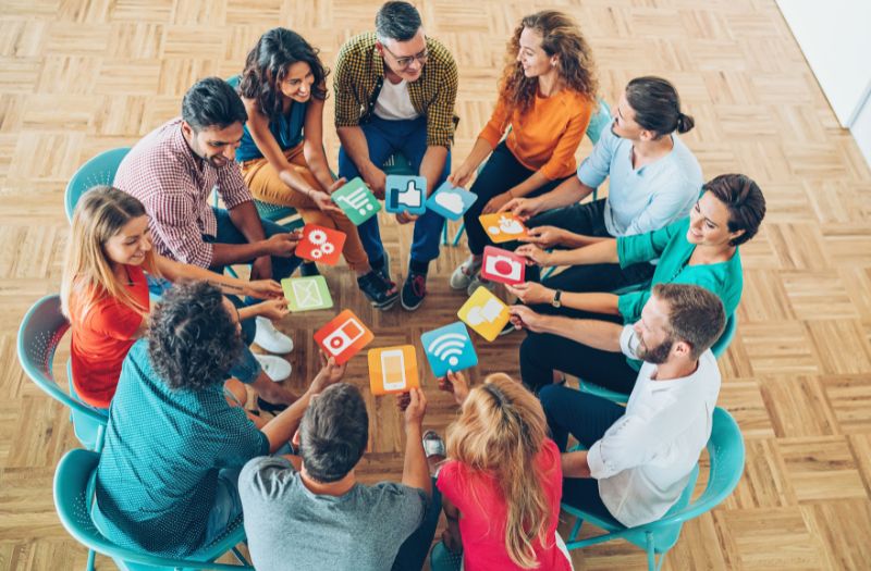 social media marketing about us 1